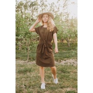 NWOT Piper & Scoot Casa Cinch Casual Dress